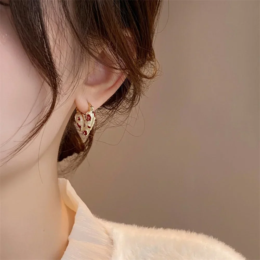 GOLICC Red Striped Heart Earrings - Picture 12 of 12